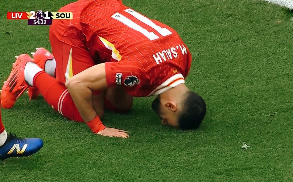 利物浦训练开放日，今晨回应争议引欢呼，意甲在即，年轻球员得到机会的简单介绍