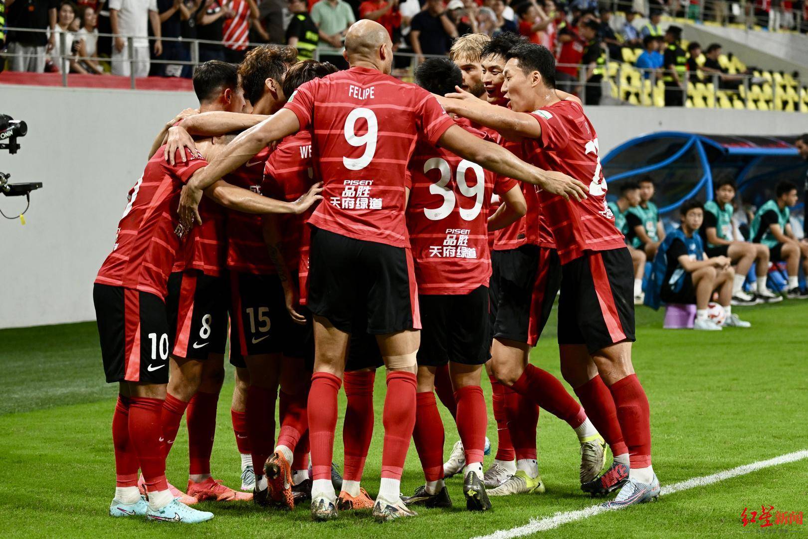 kaiyun-成都蓉城发布备战花絮，集结日遗憾出局，葡超任务艰巨，赛程密集仍需轮换的简单介绍