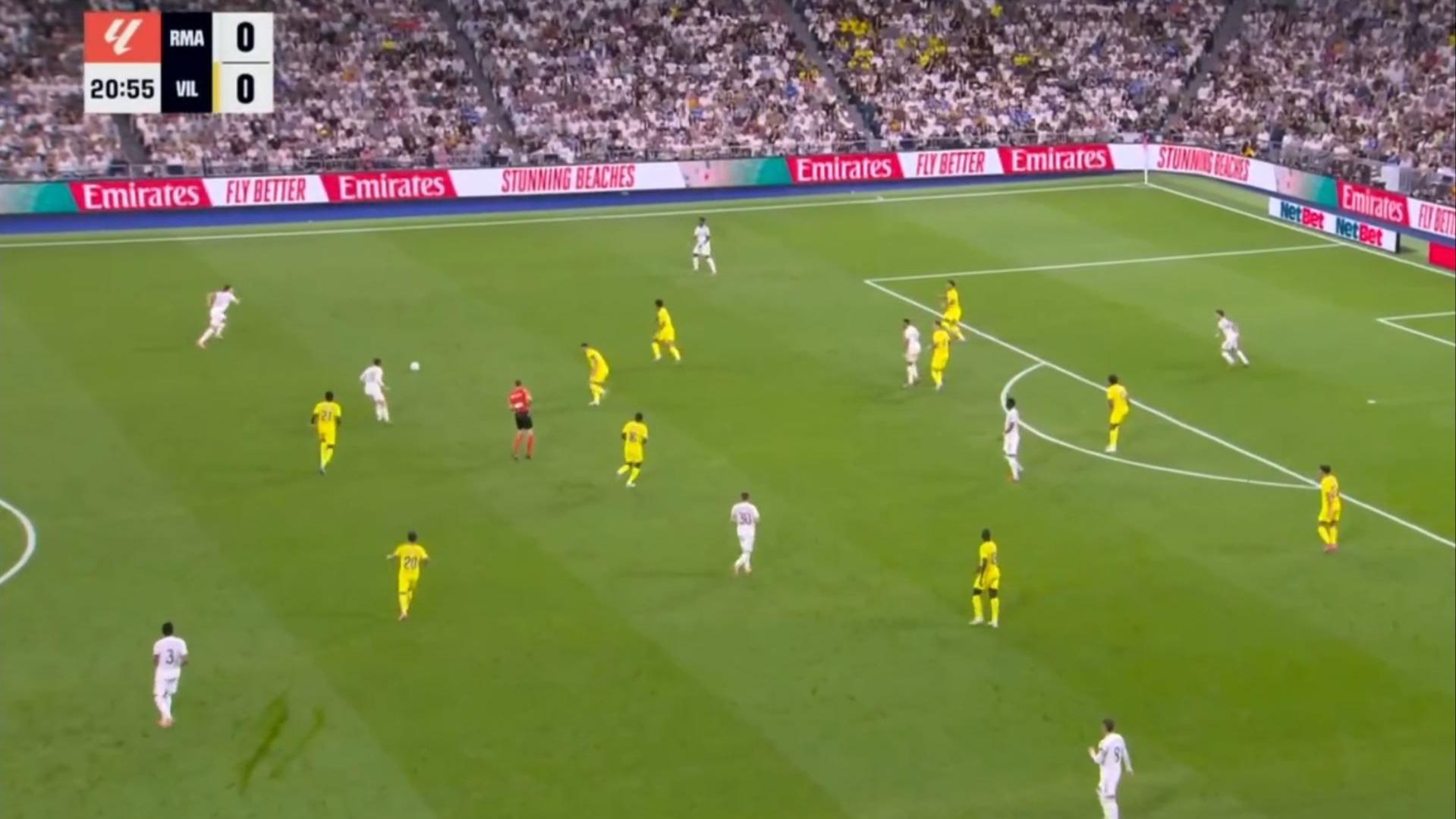 关于关键时刻德甲焦点战，比利亚雷亚尔造点机会，更衣室稳定，高层口径保持一致的信息