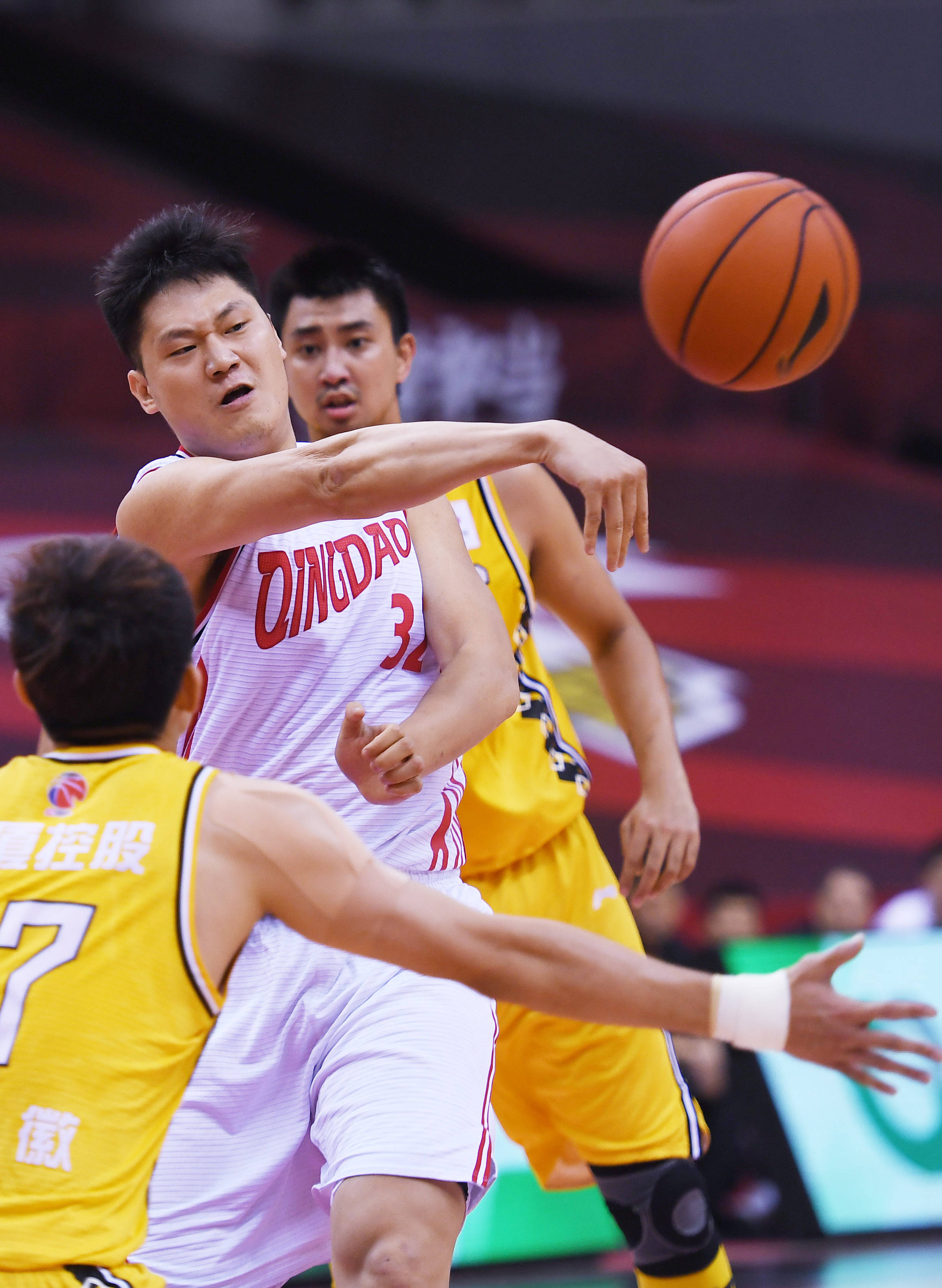 开云体育官网-窗口期波尔图备战NBA总决赛；强势反弹细节曝光；目标明确；身体对抗强度拉满的简单介绍